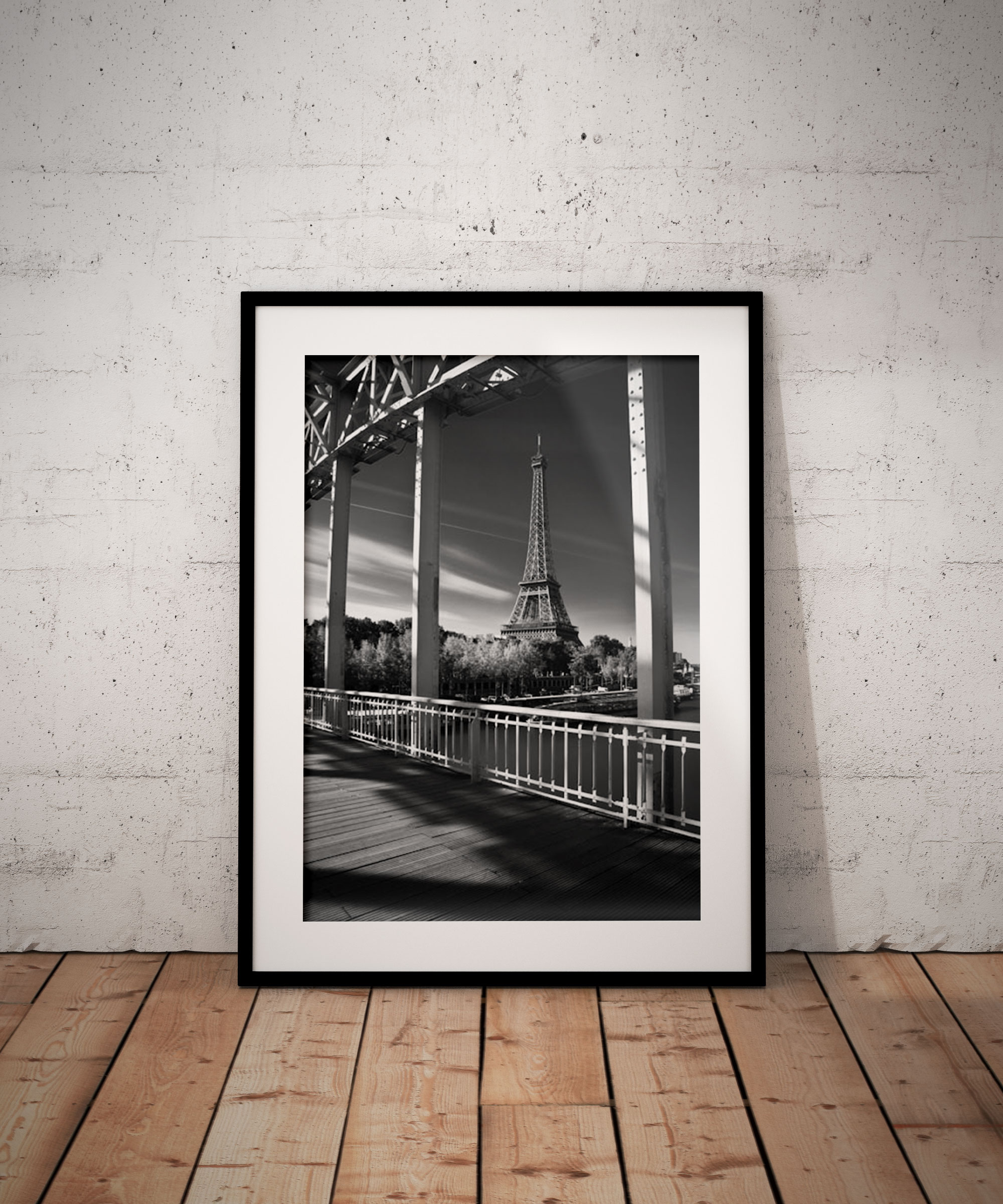 Tour Eiffel et la passerelle Debilly en Noir et Blanc