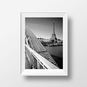 Photo Paris – La Tour Eiffel Passerelle Debilly en Noir et Blanc
