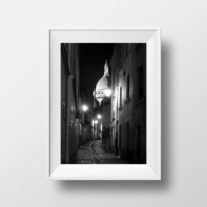 Tirage photo noir et blanc Paris – Montmartre de nuit, Sacré-Cœur illuminé