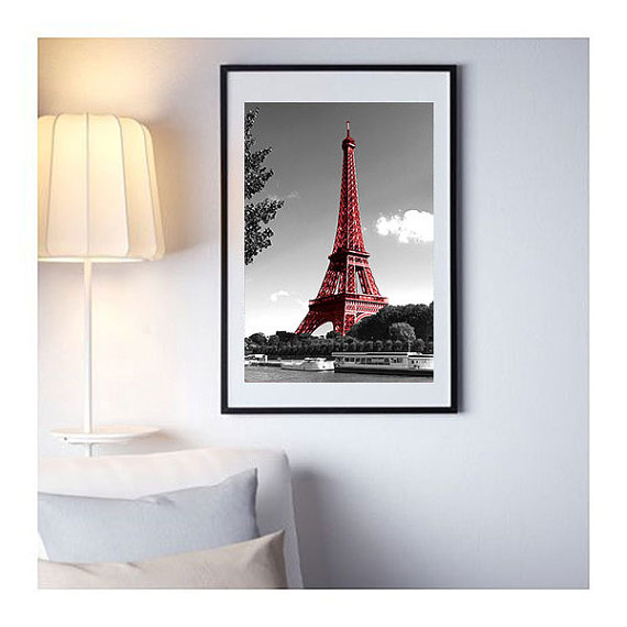 Photo de Paris en noir et blanc – Tour Eiffel rouge – Tirage d’art contemporain – Image 5