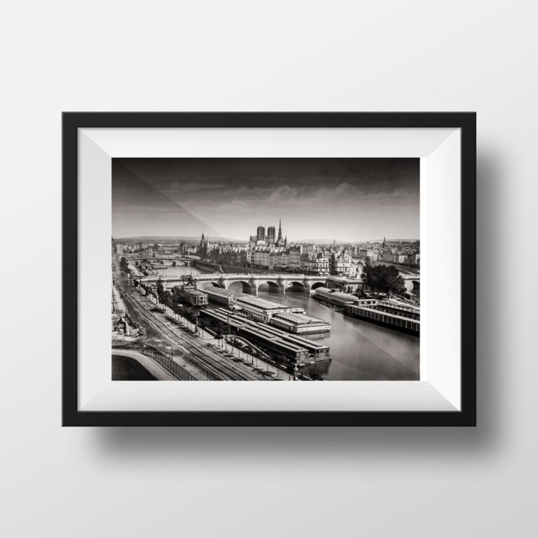 Photo Ancienne de Paris – Edouard Baldus Seine Pont Neuf Notre Dame Vieux Paris 1860 Image Restaurée Noir et Blanc Affiche Poster Décoration