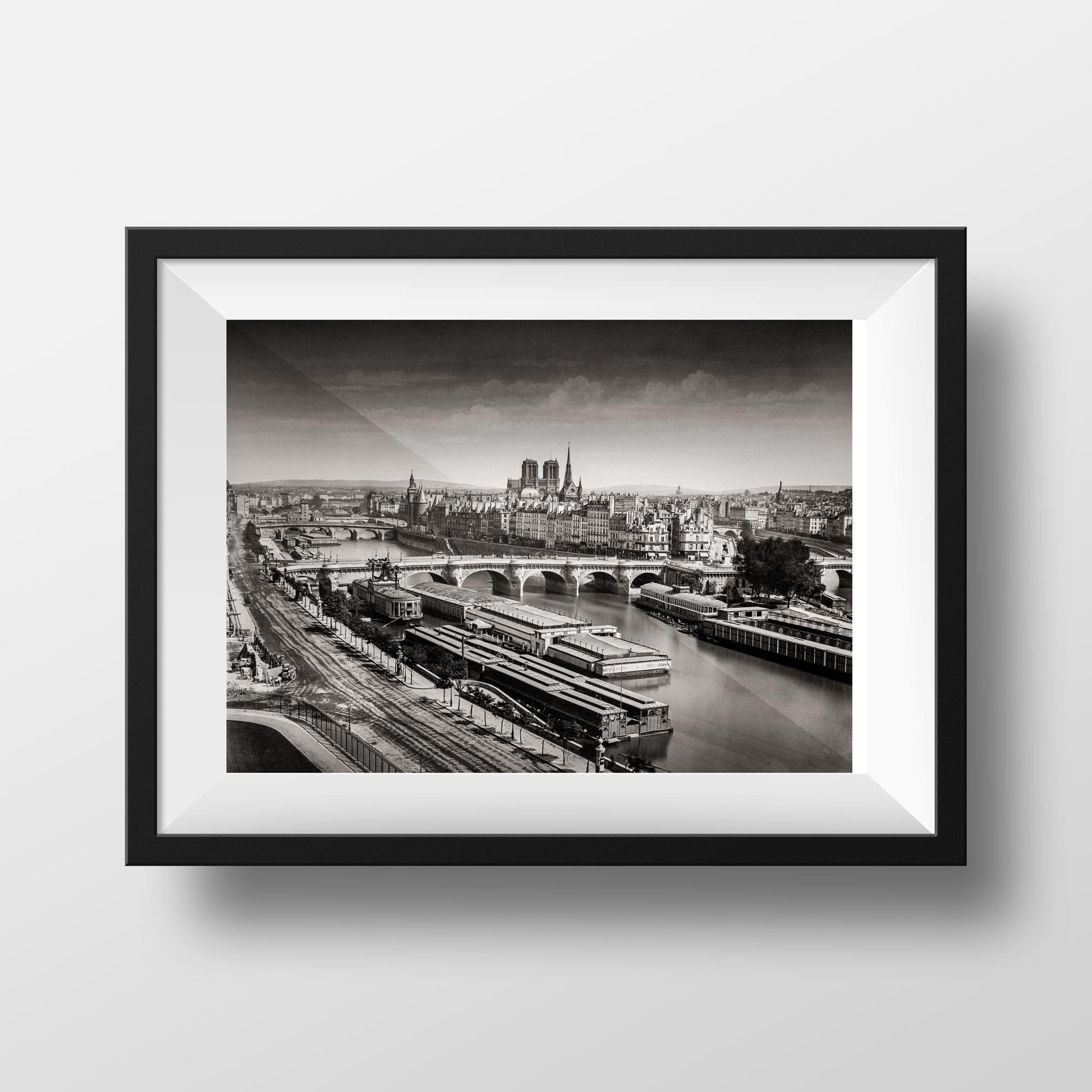 Photo Ancienne de Paris – Edouard Baldus Seine Pont Neuf Notre Dame Vieux Paris 1860 Image Restaurée Noir et Blanc Affiche Poster Décoration