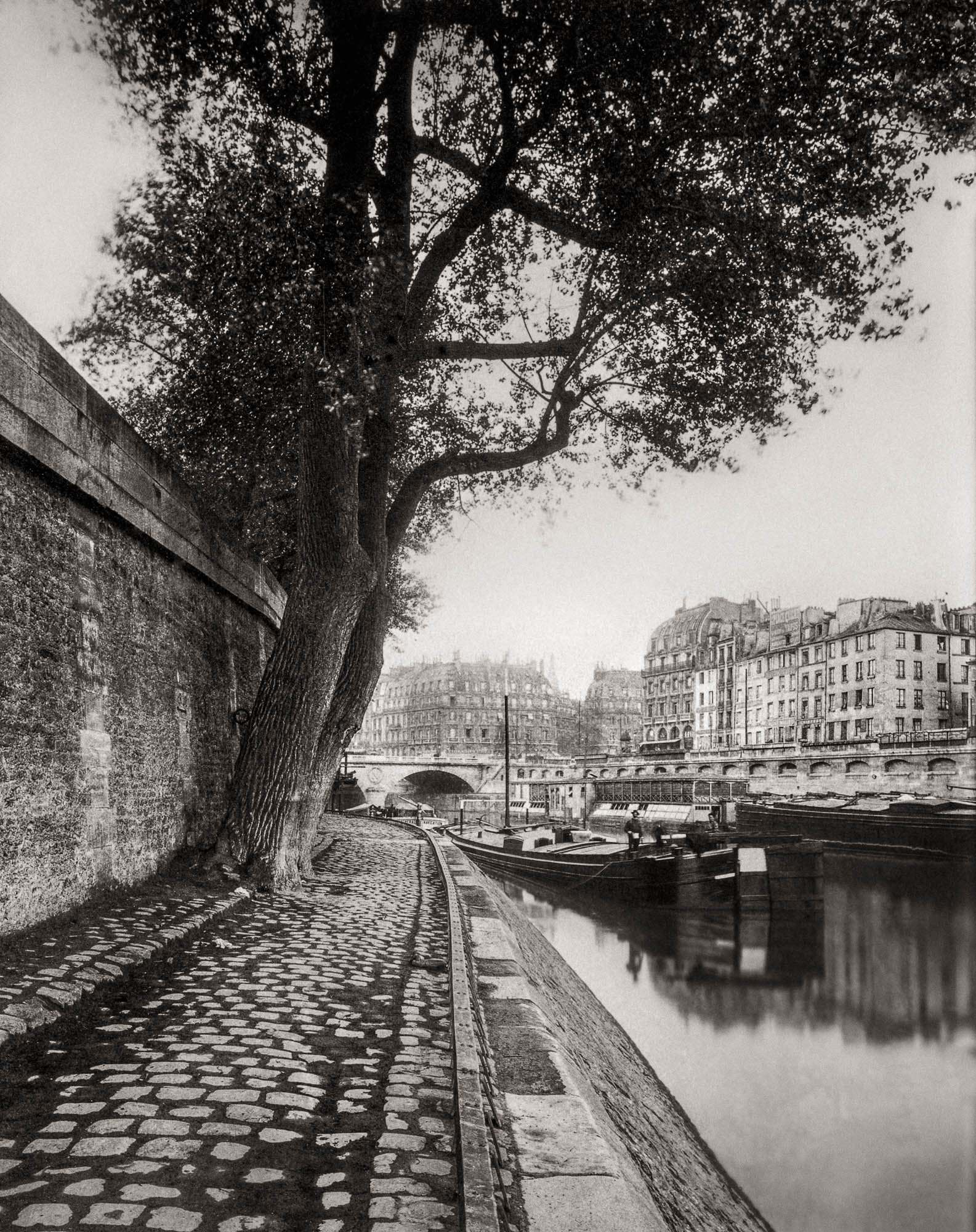 Photographie ancienne restaurée – Paris, quais de Seine (Atget) – Image 6