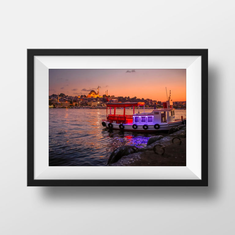Tirage Photo Couleur – Turquie Bosphore Mosquée Süleymaniye Bateau
