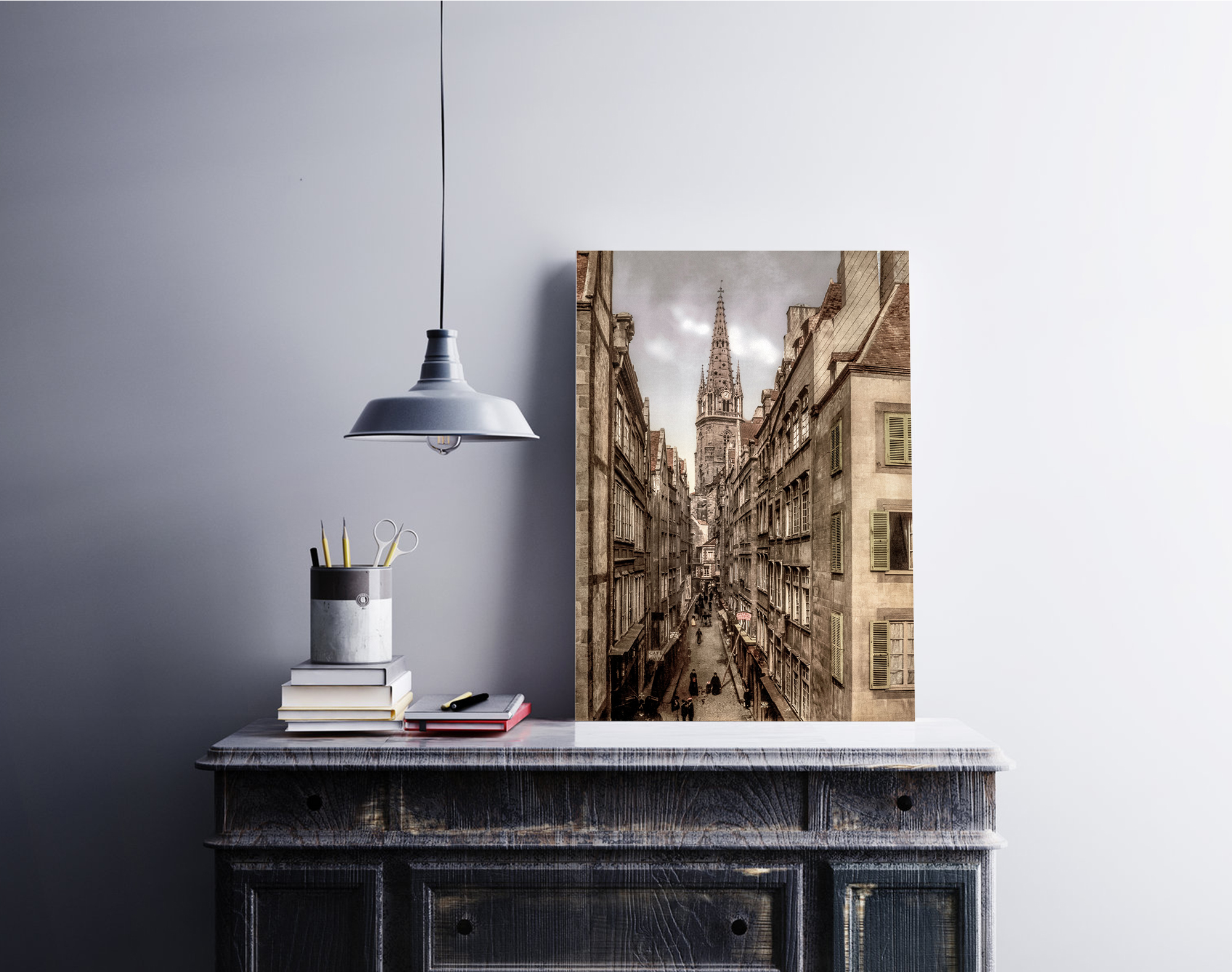 Photographie ancienne restaurée – Saint-Malo, grande rue – Image 4