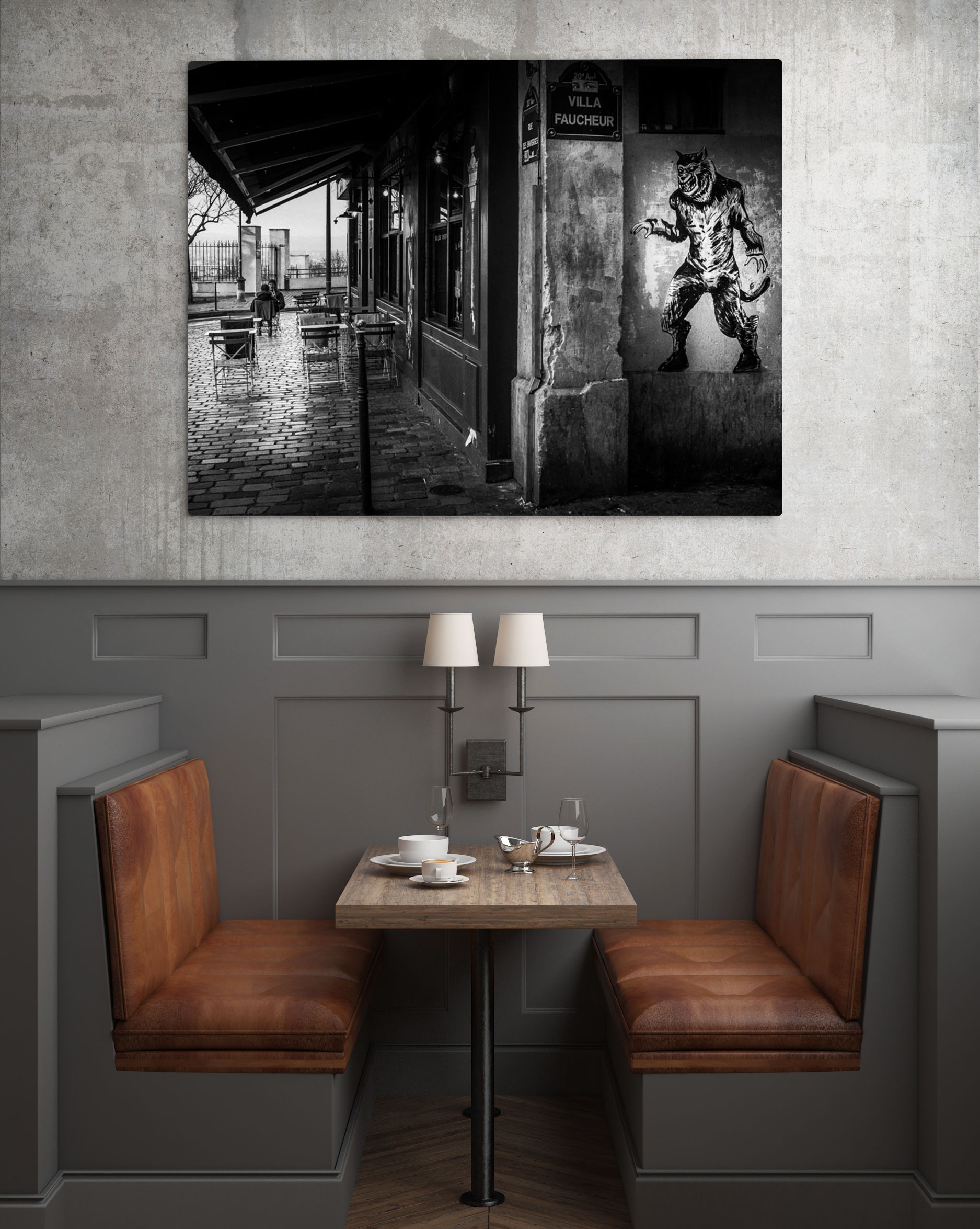 Tirage Photo Paris - Hauts Belleville Villa Faucheur Café Bistrot Terrasse Typique Image en Noir et Blanc Scène de rue Poster Affiche – Image 4