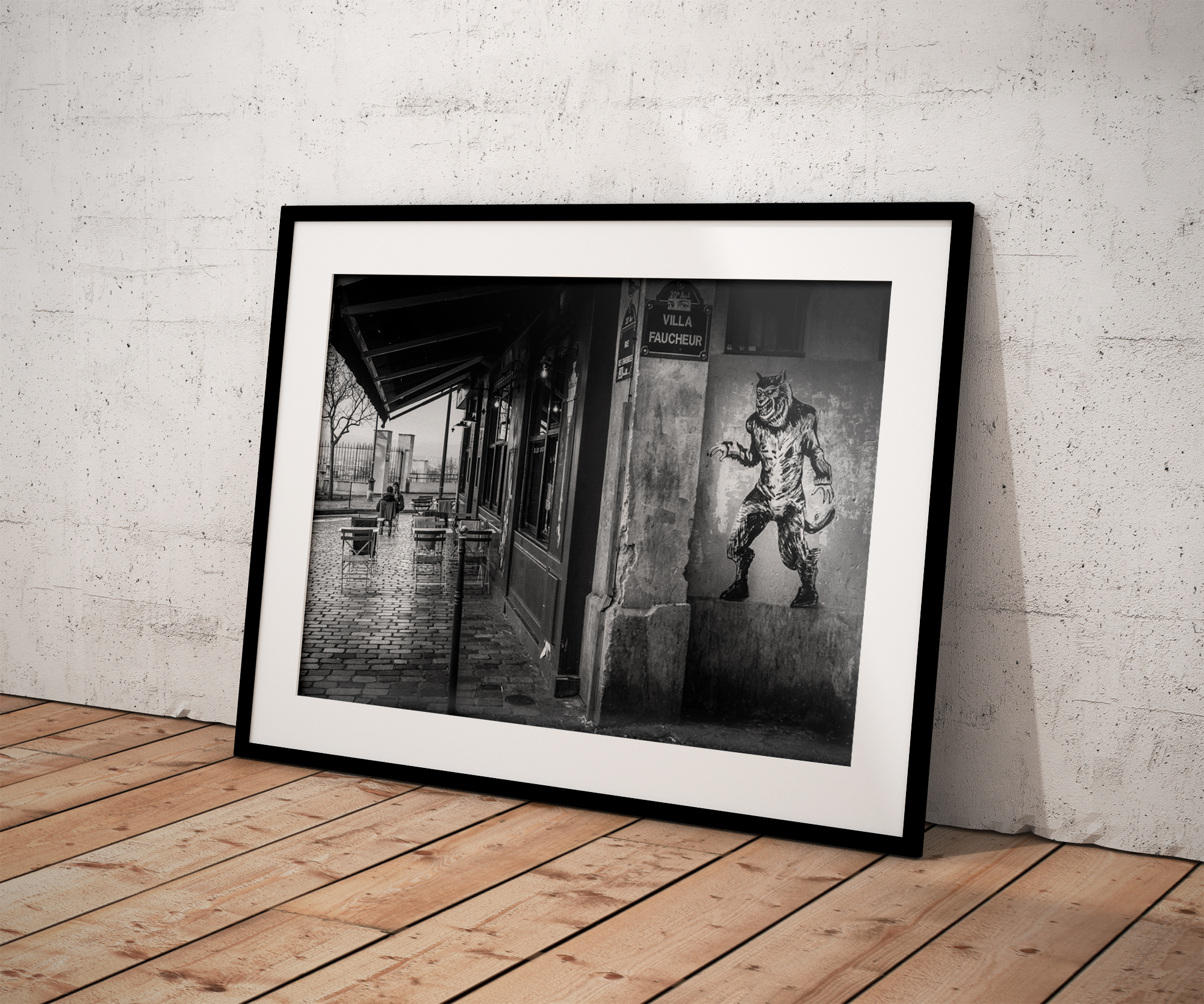 Tirage Photo Paris - Hauts Belleville Villa Faucheur Café Bistrot Terrasse Typique Image en Noir et Blanc Scène de rue Poster Affiche – Image 3
