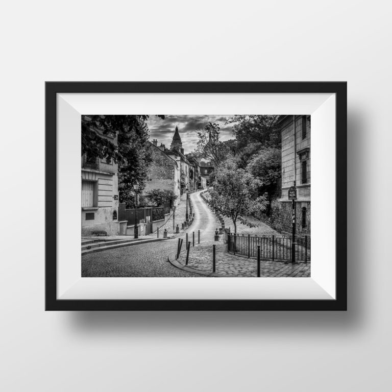 Photo de Paris Montmartre – Place Dalida Sacré Coeur Image Noir et Blanc Butte Cliché Art  Affiche Poster Décoration Murale