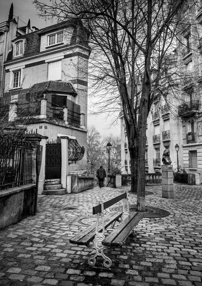 Photo de Paris Montmartre – Place Dalida