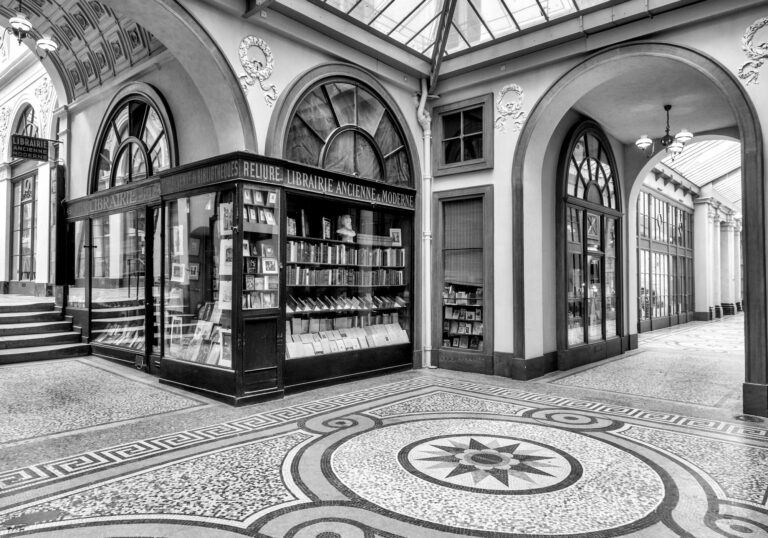 Photo Paris Galerie Vivienne Librairie Ancienne