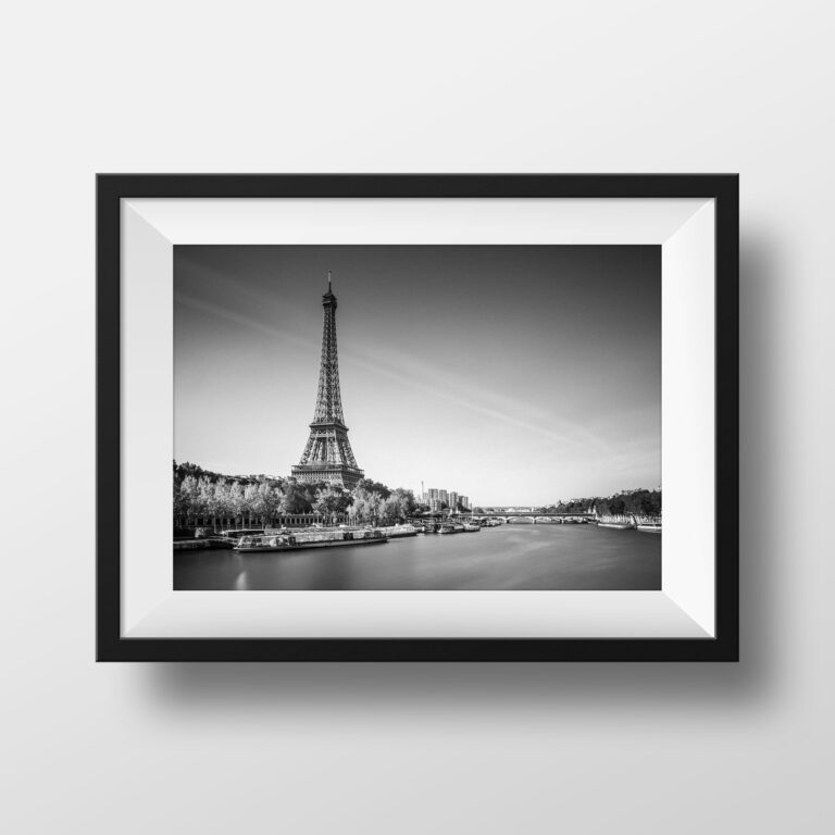Tirage Photo Paris  La Tour Eiffel - Pont d'Iéna La Seine Image Art Noir et Blanc Poster Affiche Paysage Scène de Rue Décoration Murale