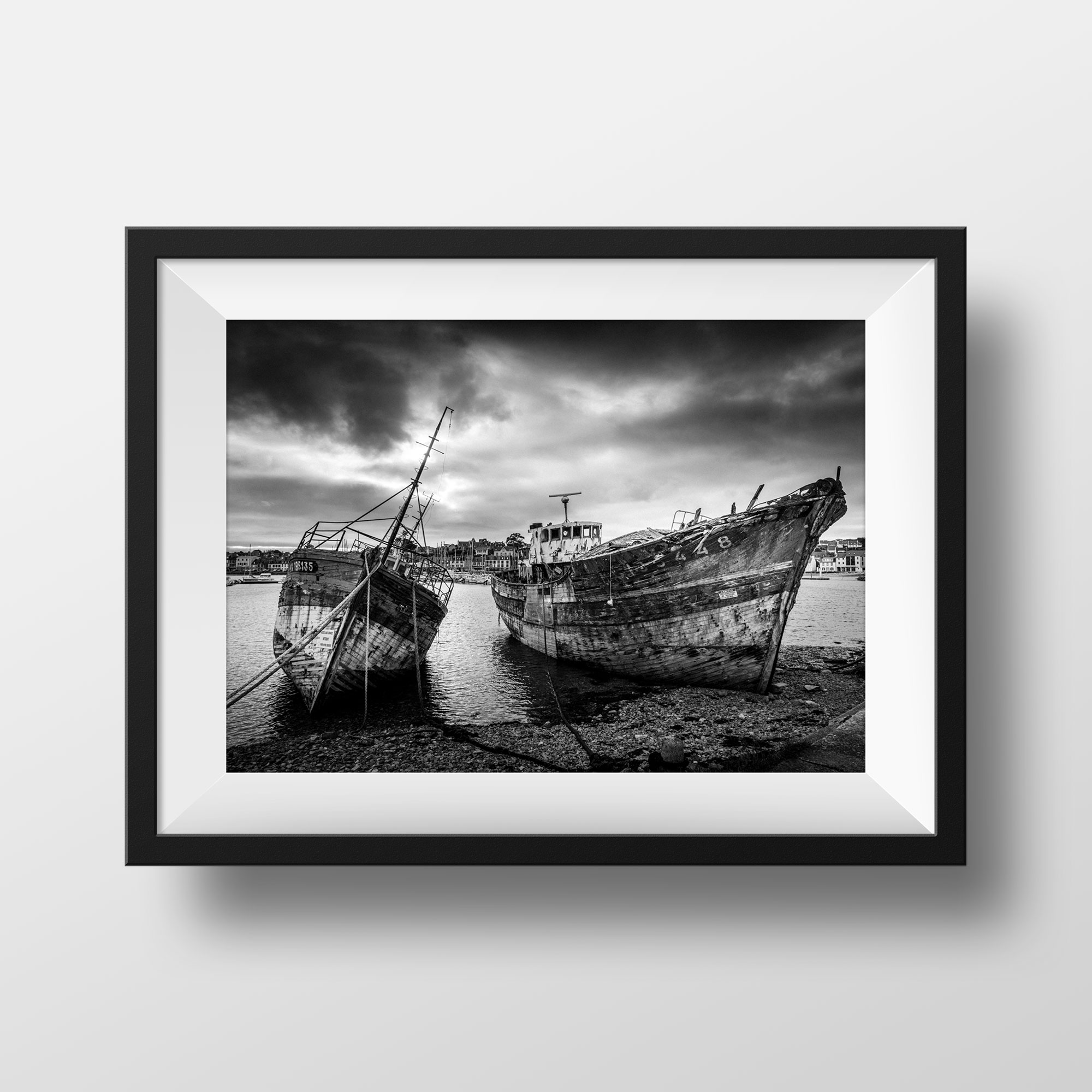 Photo Bretagne Cimetière bateaux - Crozon Camaret Image Noir et Blanc
