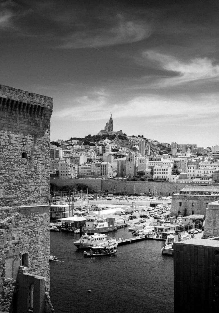 Marseille Notre Dame de la Garde et Le Vieux Port Fort Saint Jean