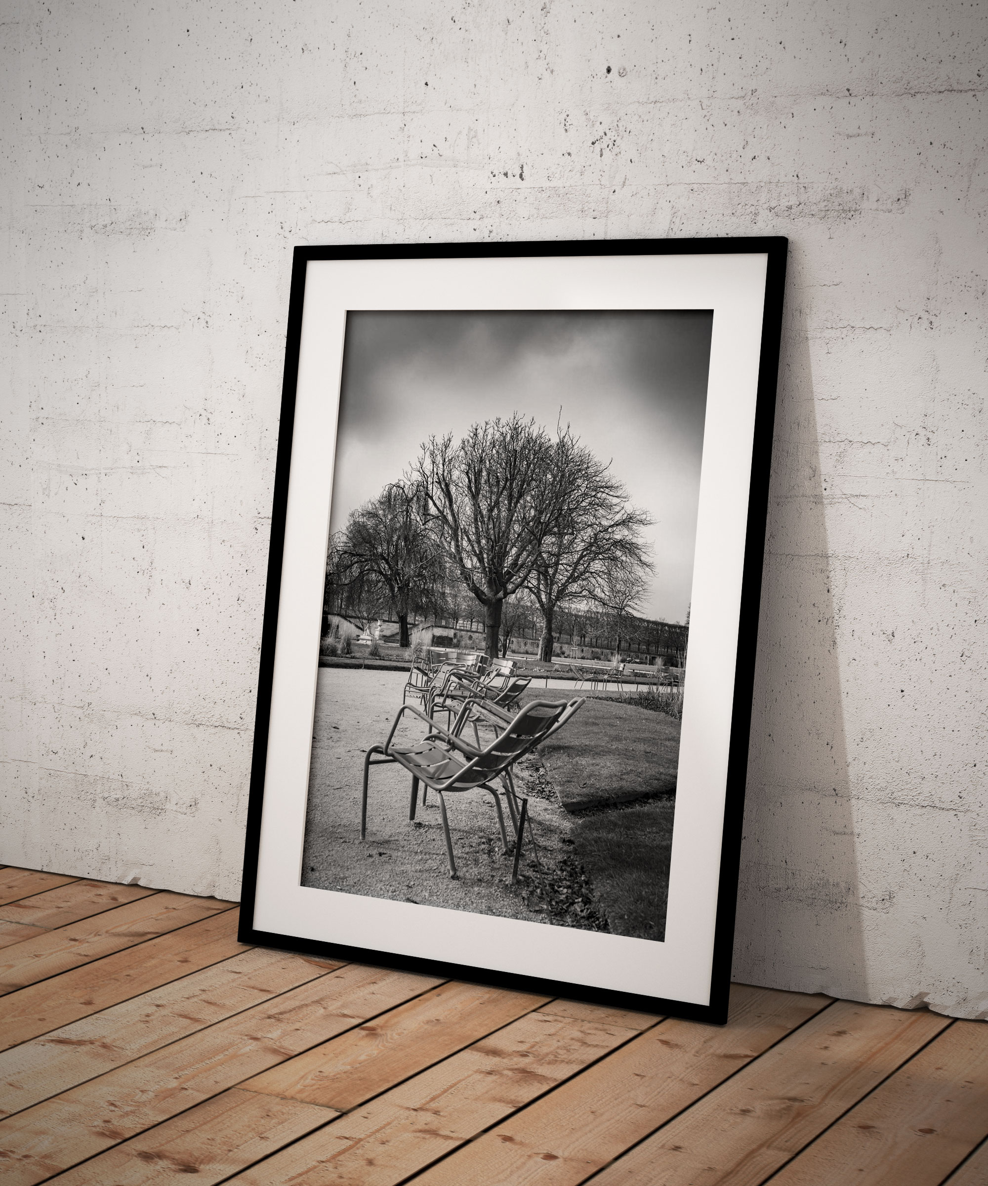Tirage Photo Paris - Chaises Jardin des Tuileries Image en Noir et Blanc – Image 2