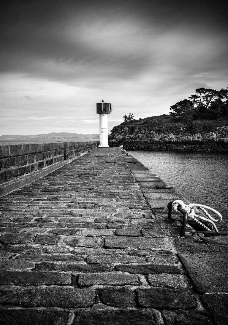 Photo Bretagne Tréboul Douarnenez – Digue du birou Image Noir et Blanc