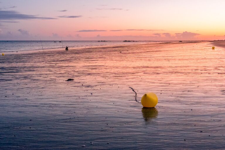 Bretagne Plage coucher de soleil
