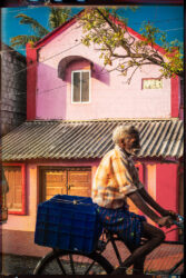 Cochin Inde Vieil homme en bicyclette