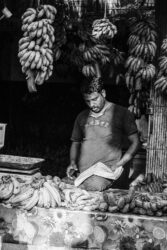 Inde Cochin marché portrait bananes