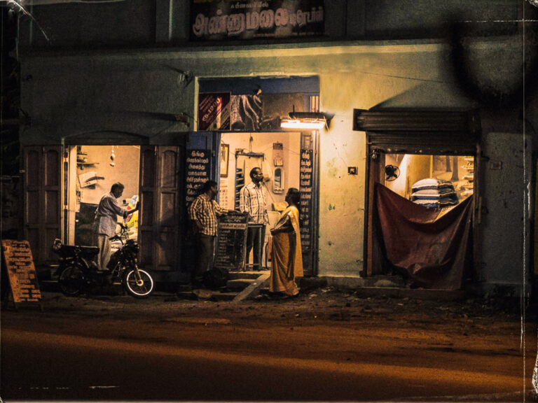 Inde Scène de rue la nuit