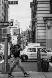New-York Street shot 5th Avenue