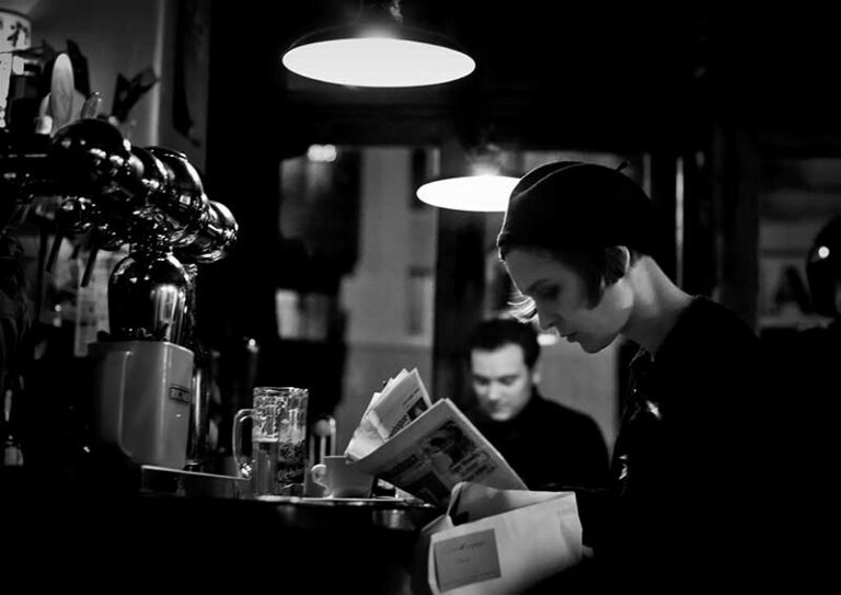 Café Bistrot Bar Canal Saint Martin Photo Noir et Blanc