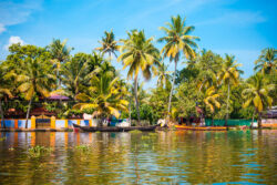 Kerala Inde Back Waters Maison au bord de l'eau Kerala Inde Back Waters Maison au bord de l'eau