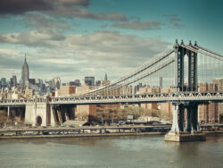 New-York Skyline and Manhattan Bridge New-York Skyline and Manhattan Bridge